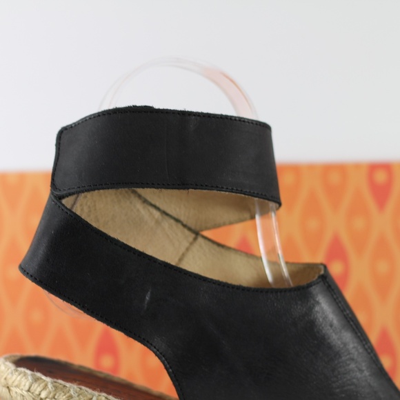 Carmen Saiz Black Leather Peep-toe Espadrilles - Picture 6 of 14
